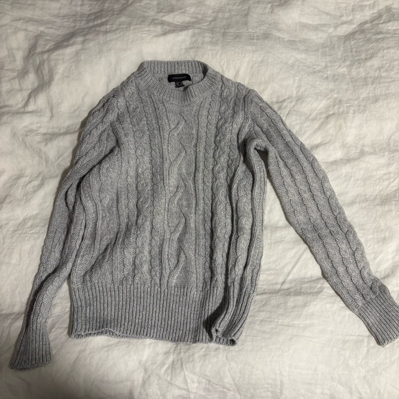Light grey cable knit sweater - Picture 3 of 3